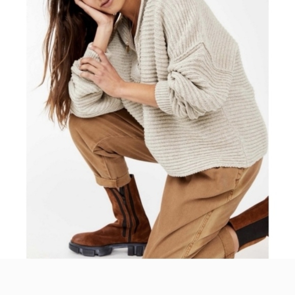 Free People Marlie deep v ribbed sweater in cream - Picture 2 of 9